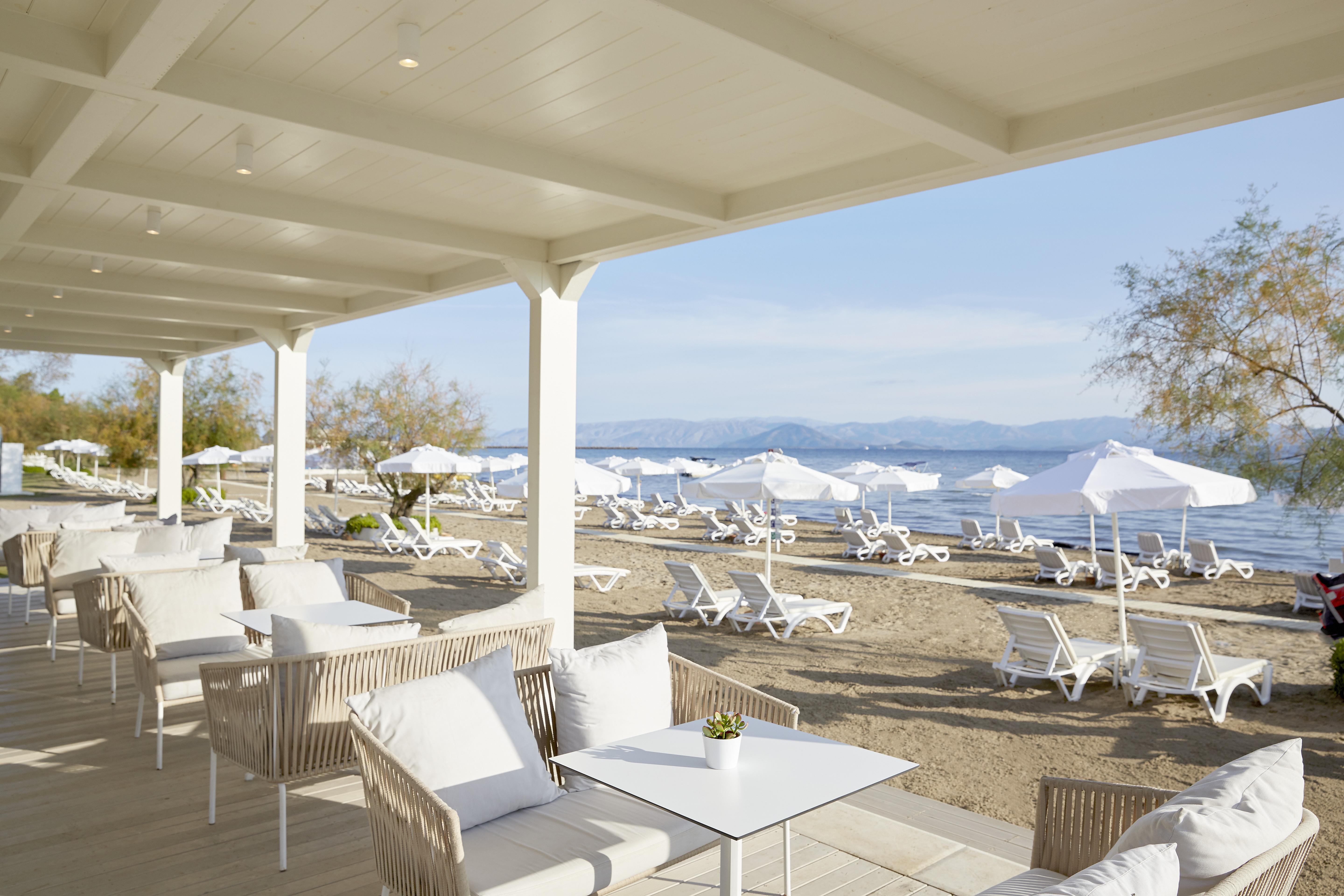 Capo Di Corfu Apart otel Kávos Dış mekan fotoğraf Beach at the hotel