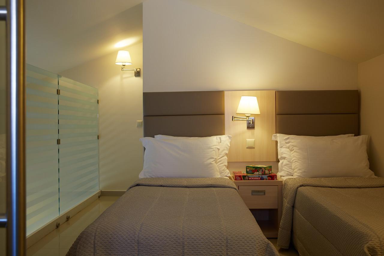 Capo Di Corfu Apart otel Kávos Dış mekan fotoğraf A room at the hotel